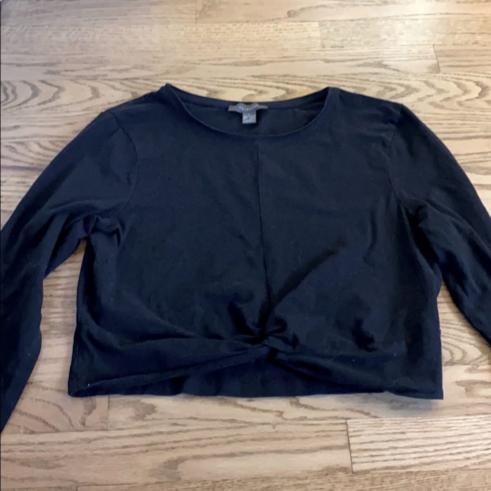 Black cropped long sleeve